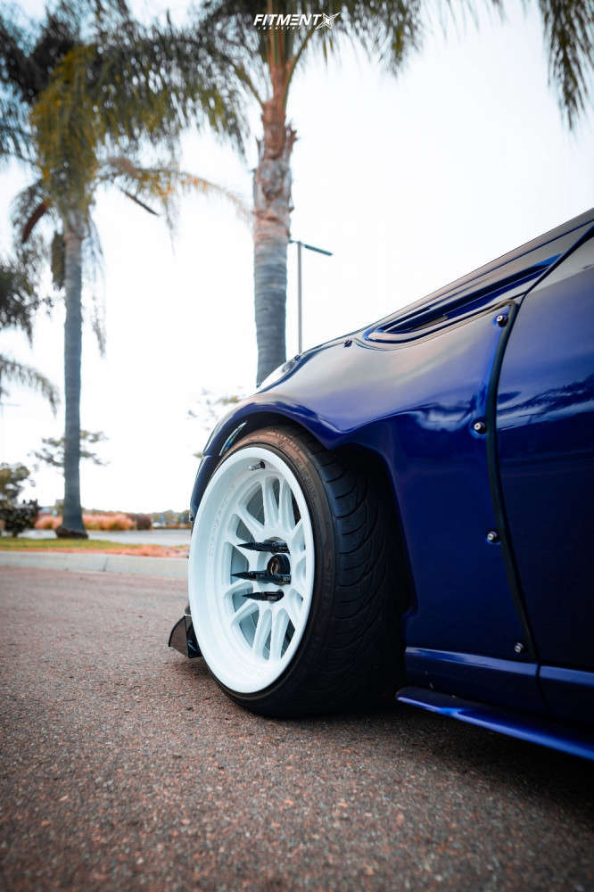 2019 Toyota 86 Base with 18x9.5 Cosmis Racing Xt-206r and Federal ...