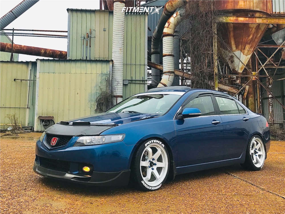 超レアな組合せ タイトTSI４&AWESASS ５X 2004 Acura RSX Type-S with 18x9.5 AVID1 AV6 and Nankang 225x40 on