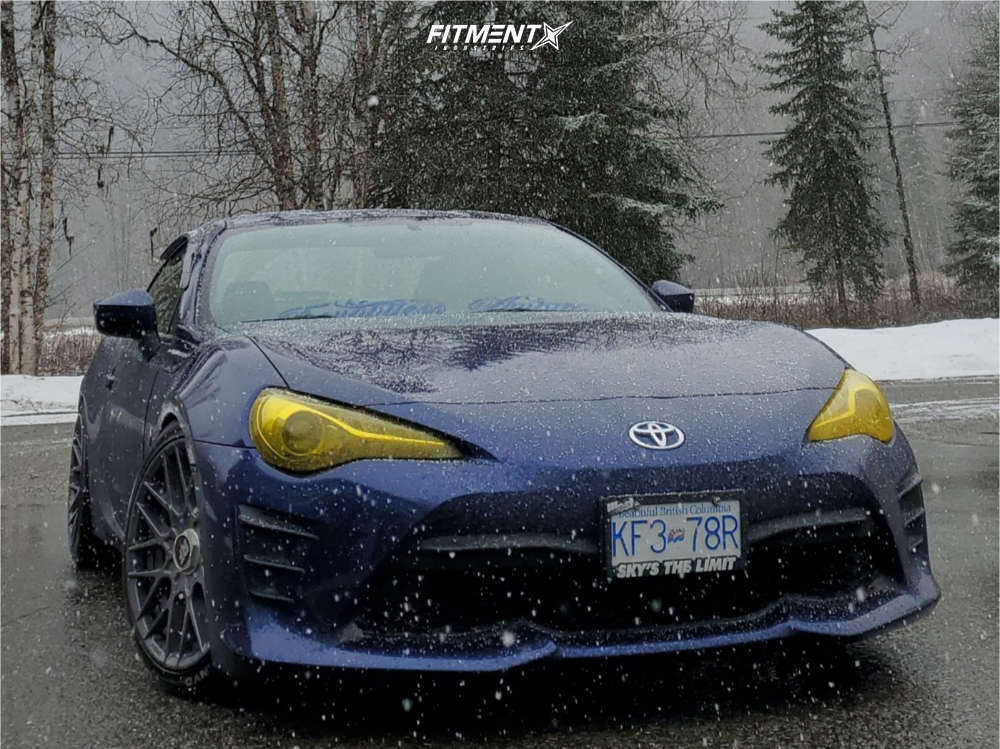 Stock 86 Rims 2017 Toyota 86 Base with 18x8.5 Rotiform Rse and Nitto 225x40 on ...