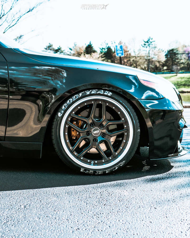 2007 BMW 550i Base with 19x9.5 ESR Cs15 and Goodyear 235x35 on ...