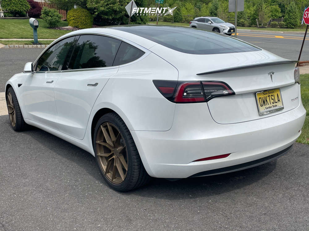 2020 Tesla 3 Performance with 19x8.5 XXR 559 and Michelin 245x40