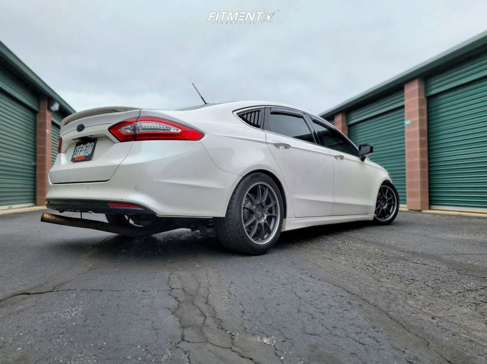 2013 Ford Fusion Titanium with 18x8.5 Motegi Mr152 and Kumho