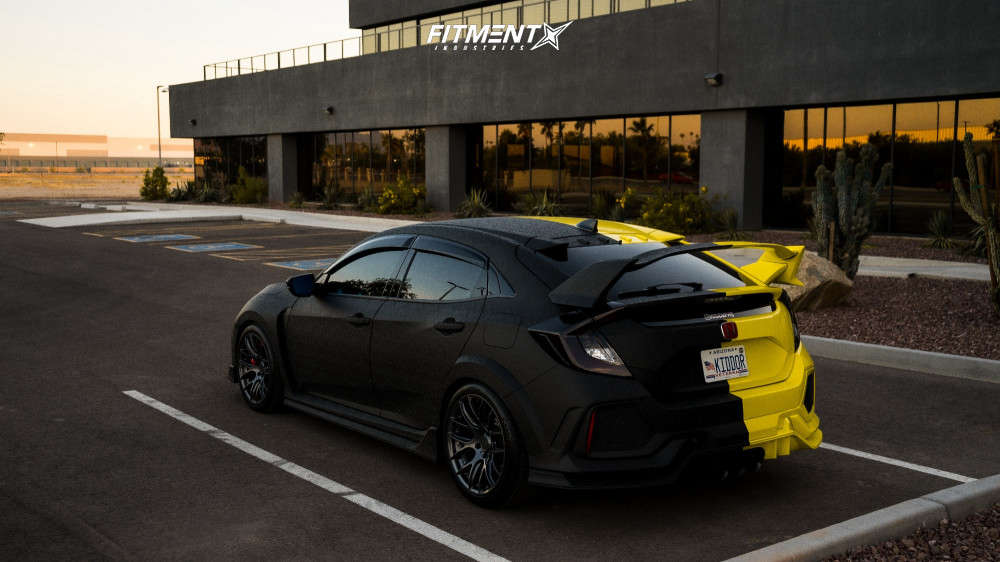 2019 Honda Civic Type R with 18x9.5 ESR Sr12 and Continental 265x35 on ...