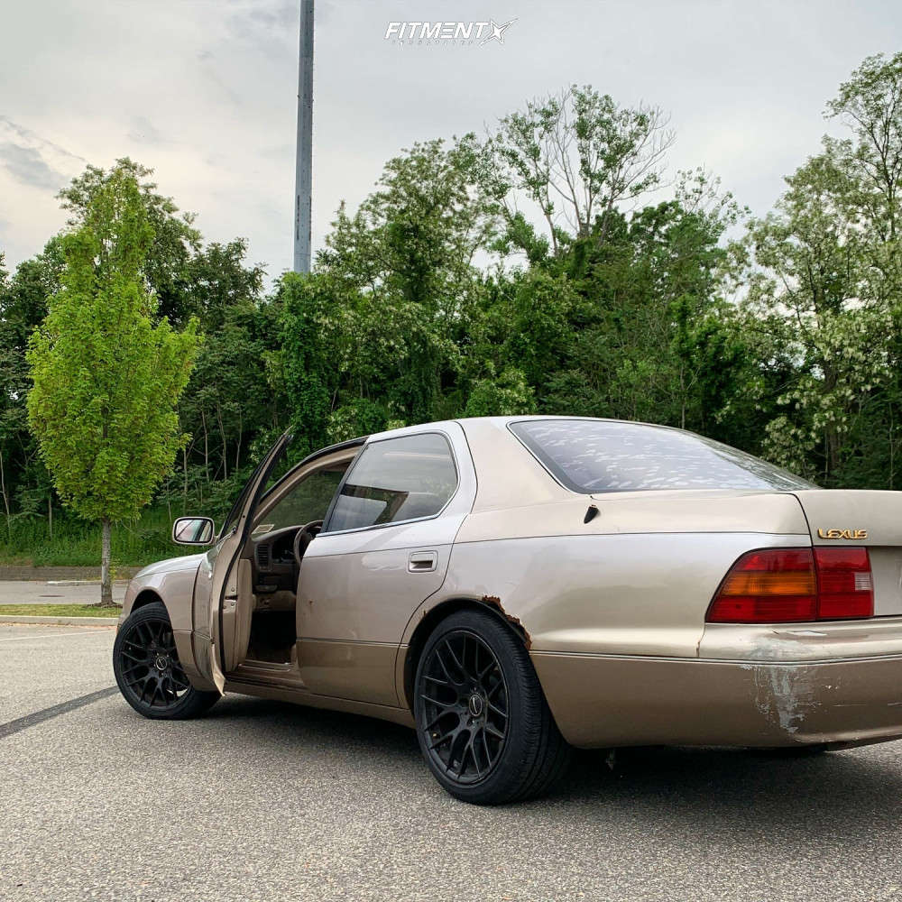1995 Lexus LS400 Base with 18x8 Avant Garde M310 and Hankook