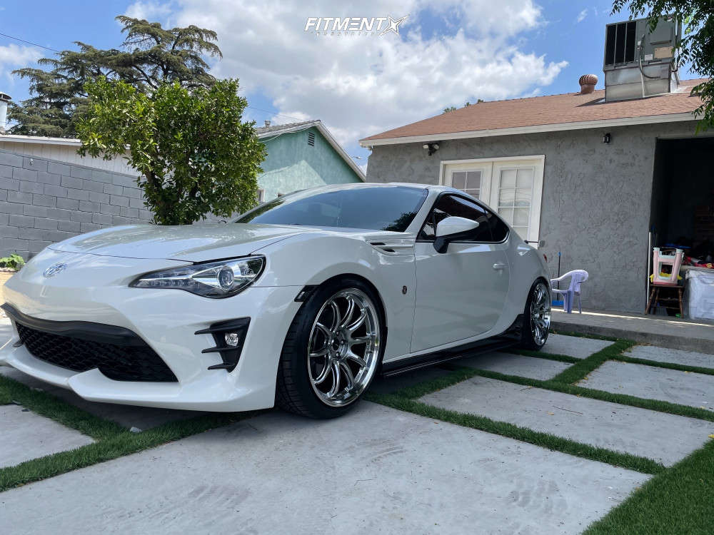 2020 Toyota 86 GT with 18x9.5 AVID1 AV40 and Continental 245x35 on