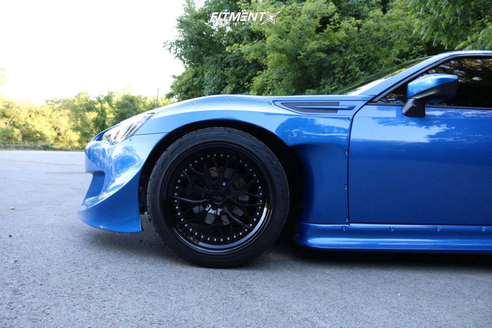 2014 Subaru BRZ Limited with 18x9.5 ESR Lt20 and Nitto 245x40 on