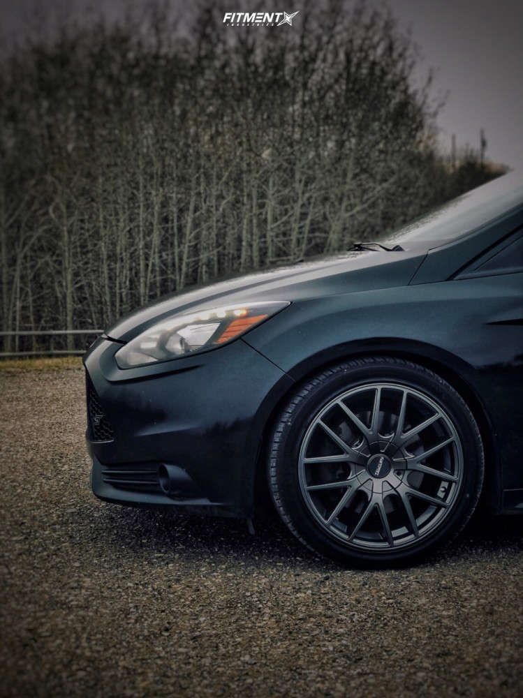 AST 30mm TUV Lowering Springs | Ford Focus 11-14 (DYB) (ASTLS-14-796) main image 1