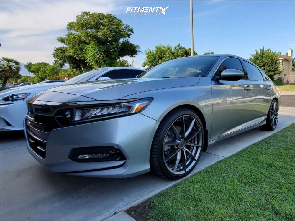 2018 Honda Accord Sport with 20x9 Niche Sector M197 and Falken