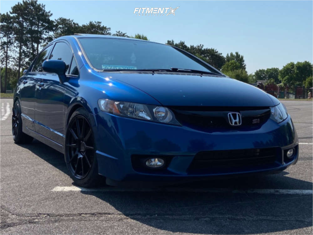 2011 Honda Civic Si with 17x8 Enkei Ts10 and Continental 215x45 on ...