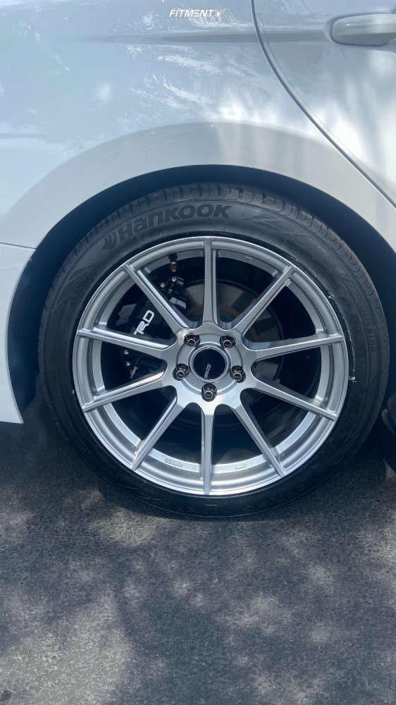 2020 Toyota Camry SE with 18x9.5 Enkei Ts10 and Hankook 255x40 on
