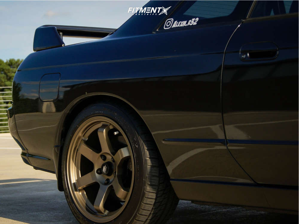 1990 Nissan Skyline GTS-T with 17x9 MST Mt01 and Falken 245x45 on