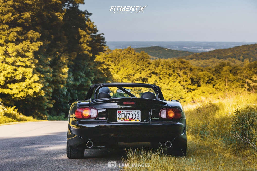 1999 Mazda MX5 Miata Base with 15x8 949 Racing 6UL and Kumho 225x50 on
