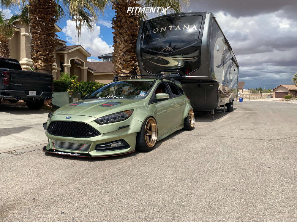 2016 Ford Focus ST with 18x10 Cosmis Racing Xt-005r and Achilles