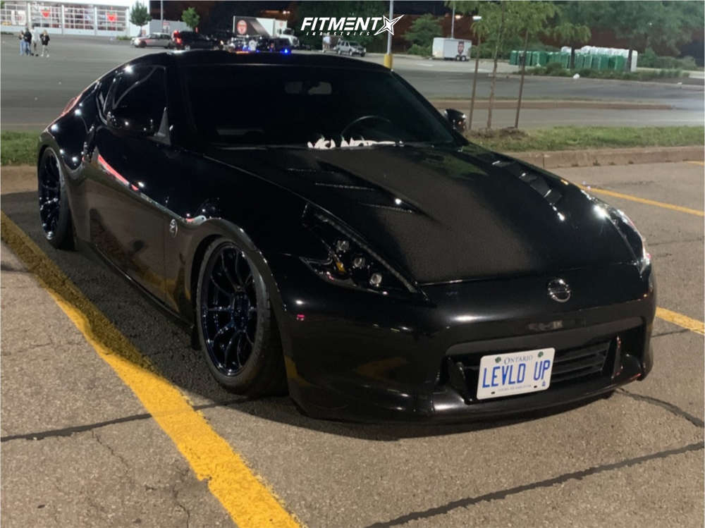 2009 Nissan 370Z Touring with 18x9.5 Volk Ze40 and Michelin 265x40