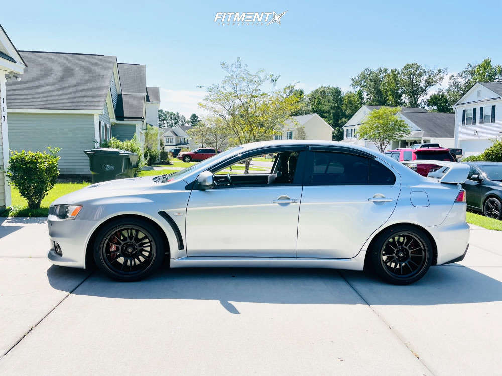 2008 Mitsubishi Lancer Evolution GSR with 18x10.5 Konig Hypergram and