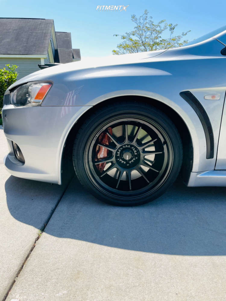 2008 Mitsubishi Lancer Evolution GSR with 18x10.5 Konig Hypergram and