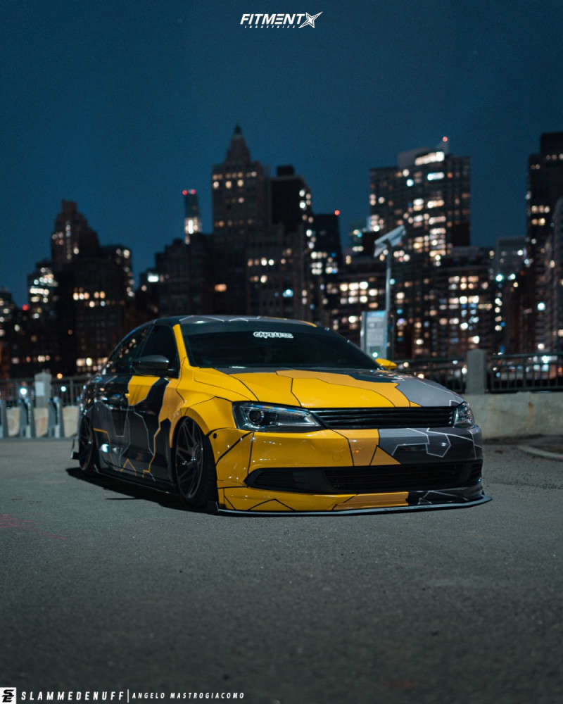 2014 Volkswagen Jetta GLI with 18x9.5 Regen5 R31 and Achilles 215x40 on ...