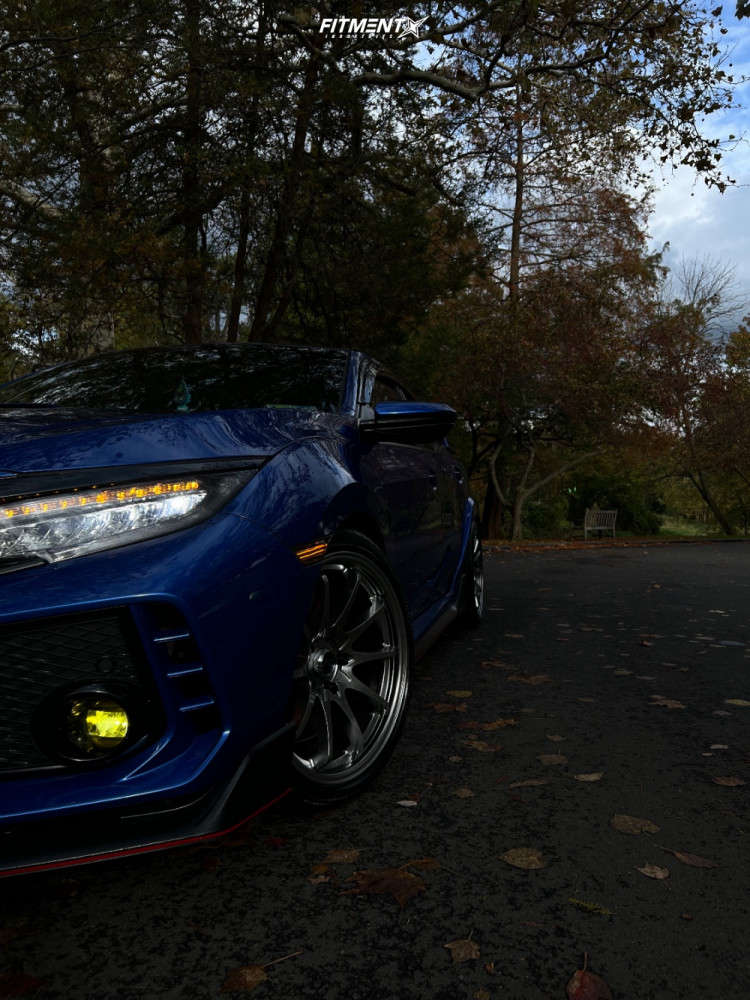2017 Honda Civic Type R with 18x9.5 JNC Jnc006 and Vercelli 255x35 on ...