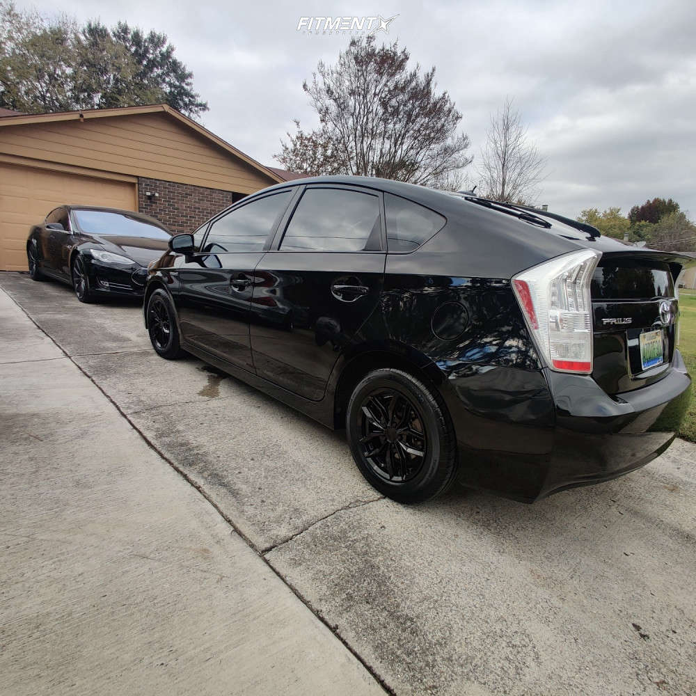 2011 Toyota Prius Base with 15x6.5 Primax 776 and Dextero 195x65 on ...