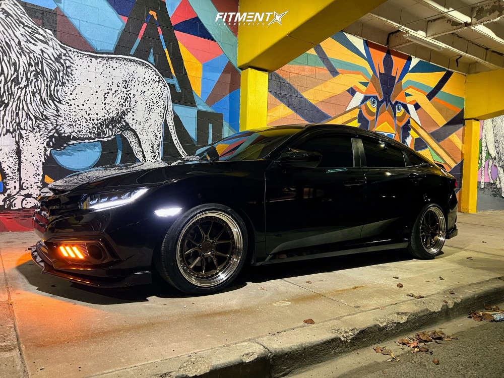 2019 Honda Civic Sport with 18x9.5 Aodhan Ds08 and Goodyear 235x40 on ...