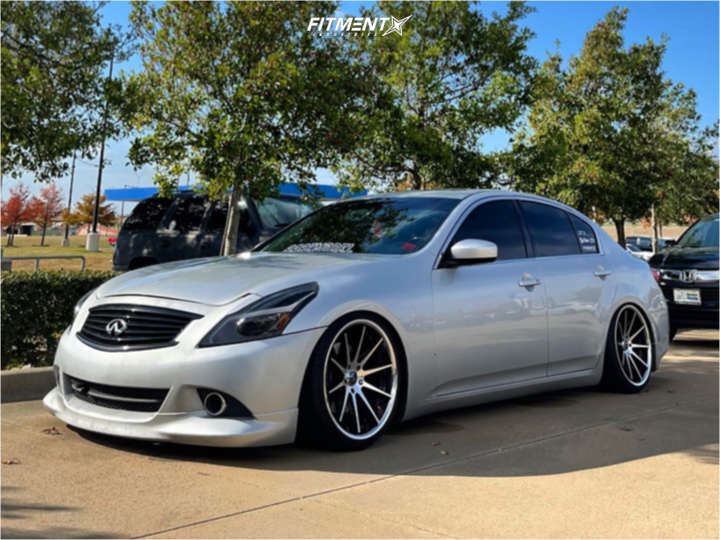2011 INFINITI G37 Base with 19x9.5 Rohana Rc10 and Nankang 235x35