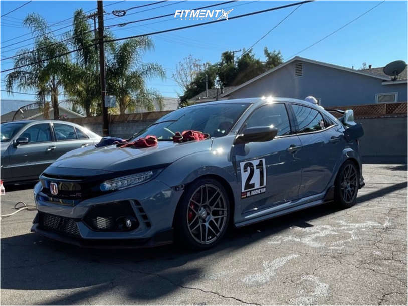2019 Honda Civic Type R with 18x8.5 Curva Cff300 and Firestone 255x35 ...