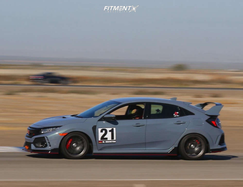 2019 Honda Civic Type R with 18x8.5 Curva Cff300 and Firestone 255x35 ...