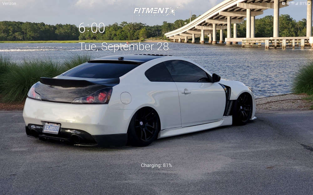 2014 INFINITI Q60 Sport with 19x9.5 ESR Sr08 and Federal 255x35 on Air