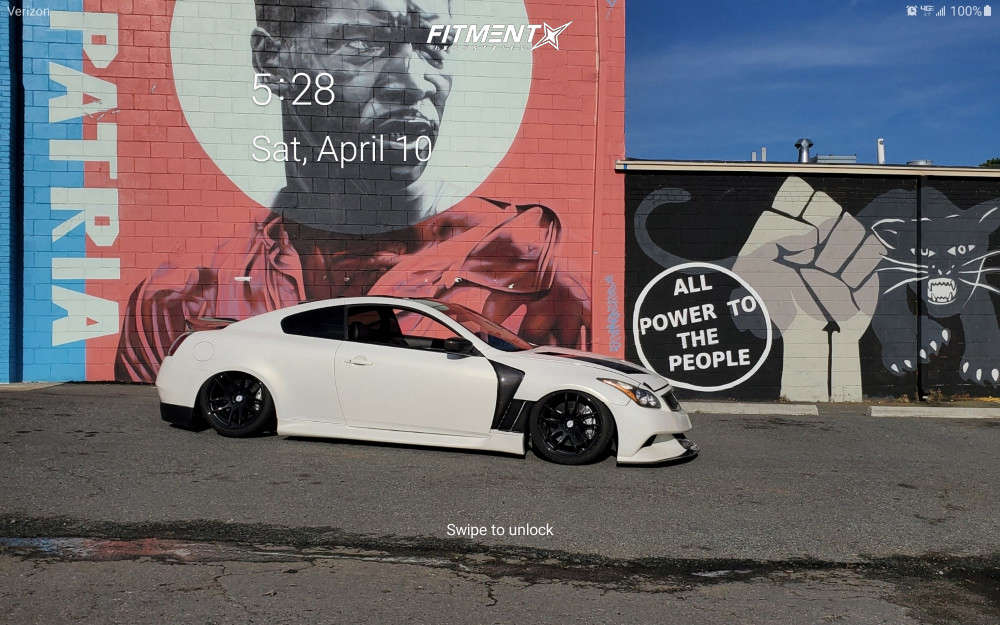 2014 INFINITI Q60 Sport with 19x9.5 ESR Sr08 and Federal 255x35 on Air