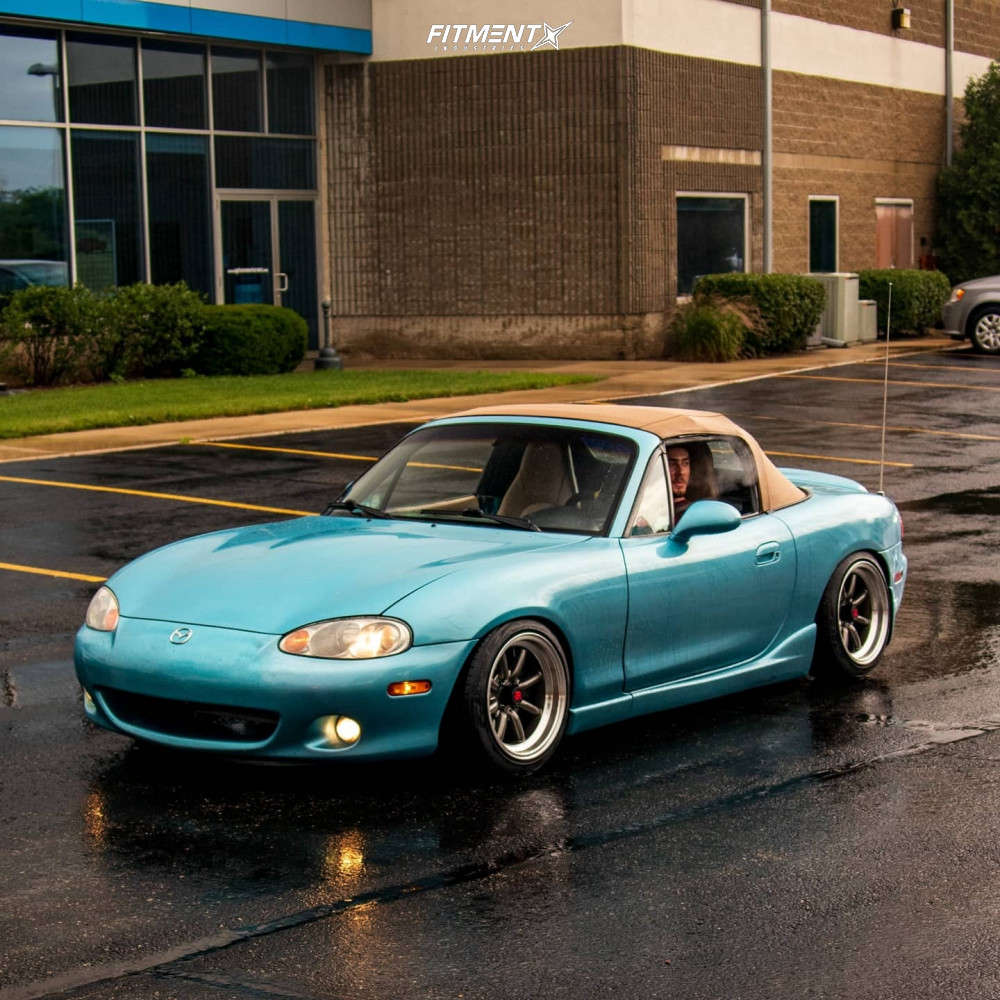 2002 Mazda Miata LS with 15x8 Atara Racing Pisang and Toyo Tires 195x45