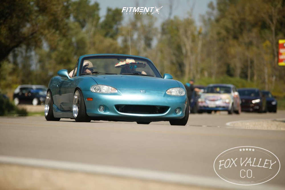 2002 Mazda Miata LS with 15x8 Atara Racing Pisang and Toyo Tires 195x45