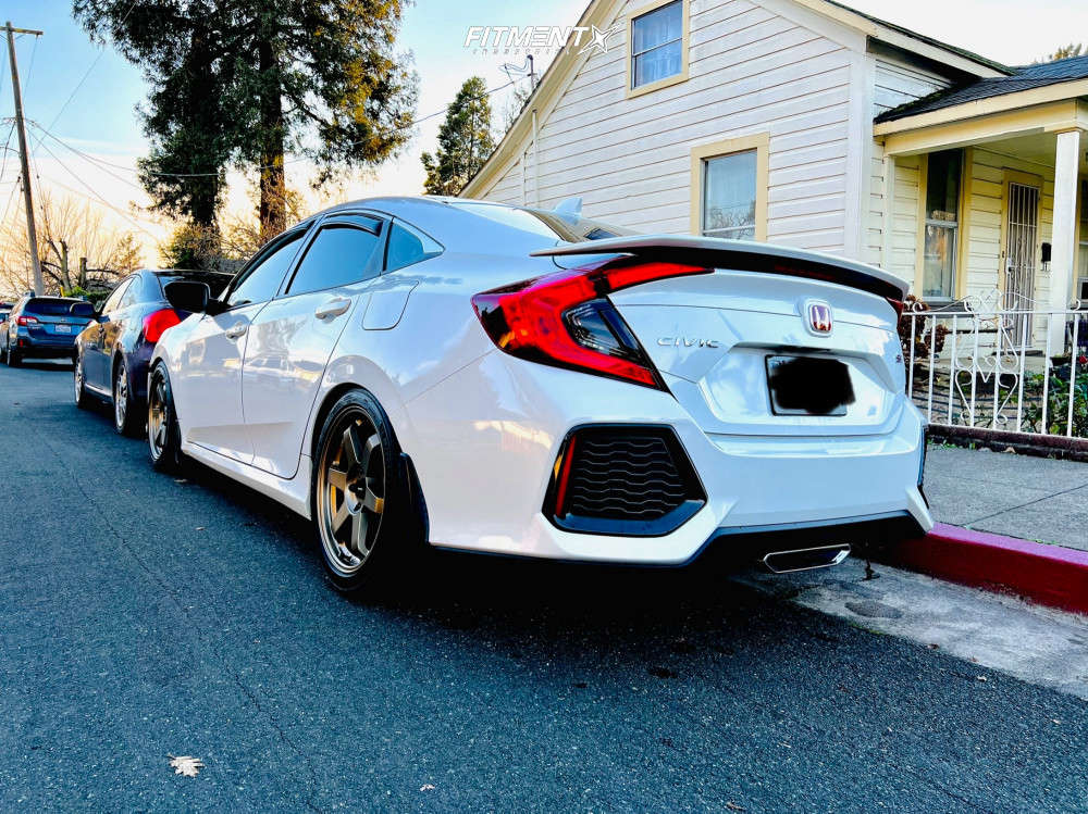 2018 Honda Civic Si with 18x8.5 AVID1 AV6 and Michelin 235x40 on