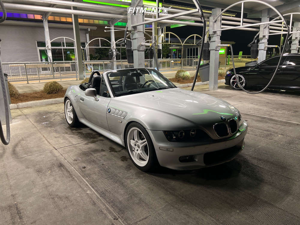 2000 BMW Z3 Roadster with 18x8 Voxx MG3 and Dunlop 245x40 on Coilovers ...