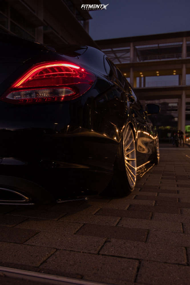 2017 Mercedes-Benz C300 Base with 19x10 3SDM 0.04 and Radar 225x35 on ...