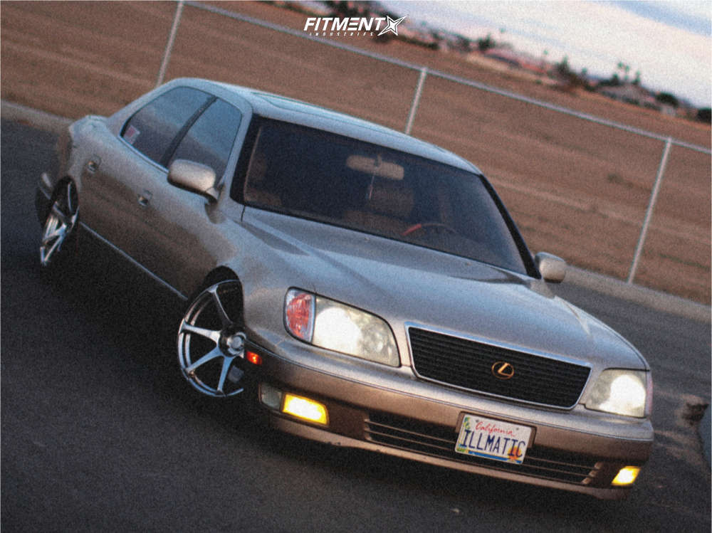 2000 Lexus LS400 Base with 18x10 AVS Model T7 and Delinte 225x40