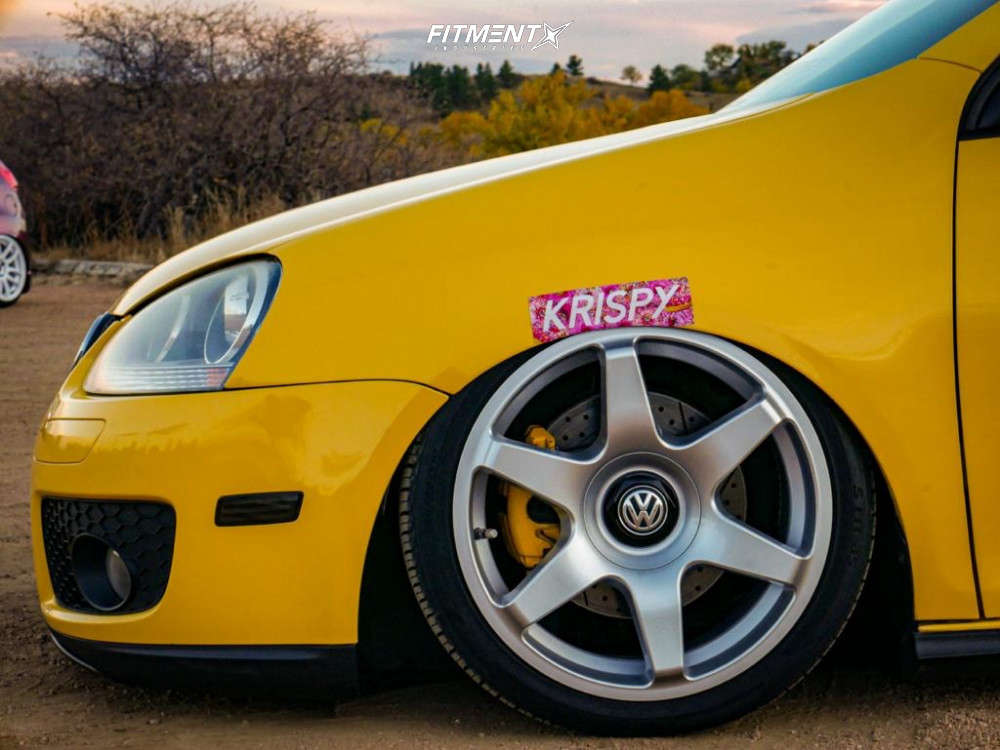 2007 Volkswagen Jetta GLI with 18x8.5 Rotiform Six R114 and Ohtsu ...