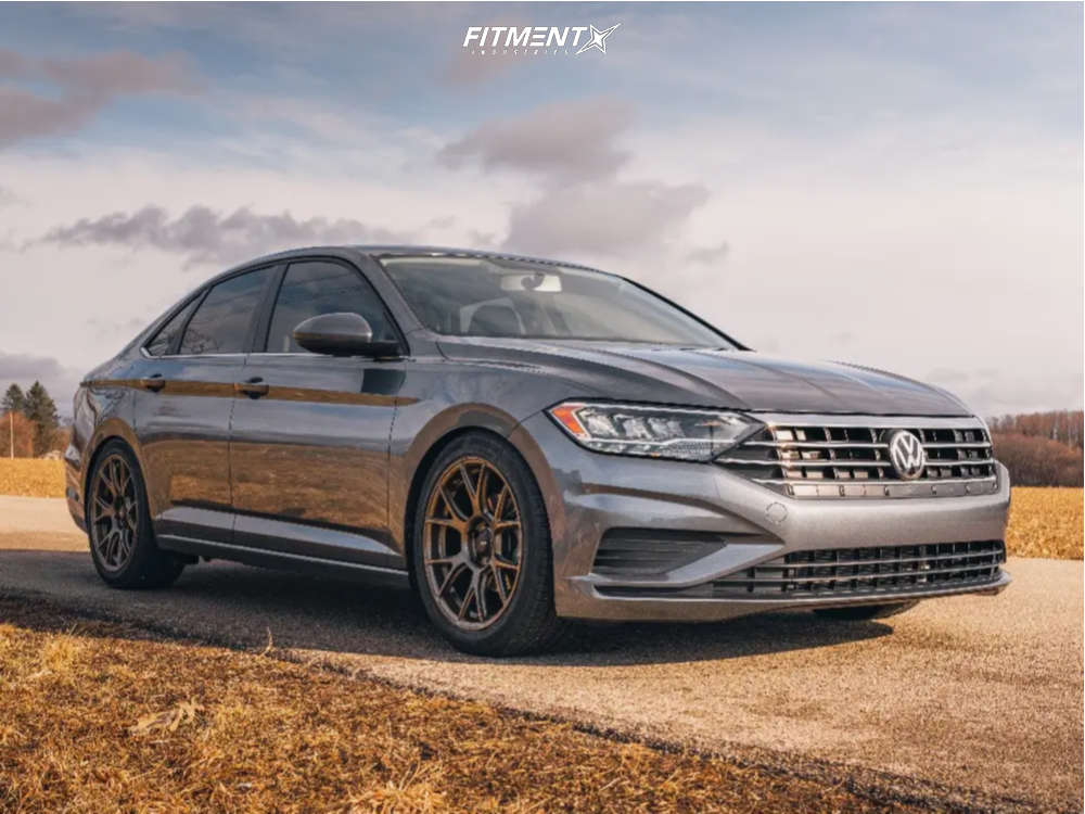 2020 Volkswagen Jetta S with 18x8.5 Konig Ampliform and