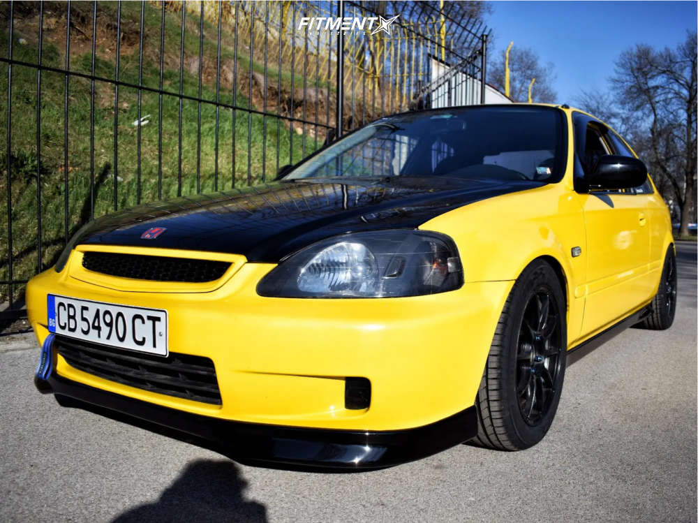 2000 Honda Civic Si with 15x7 Advanti Racing Storm S1 and Kumho 195x50