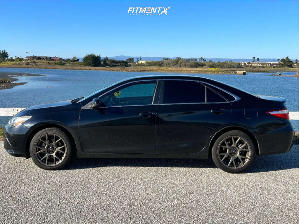 2015 Toyota Camry SE with 18x8.5 Konig Ampliform and Fullway 235x45 on ...