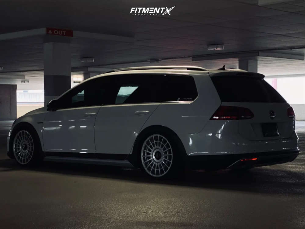 2017 Volkswagen Golf Alltrack Highline with 18x8.5 Rotiform Lasr and