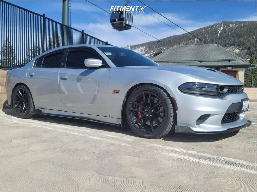 2019 Dodge Charger Scat Pack with 20x9.5 MRR M392 and General 275x40 on
