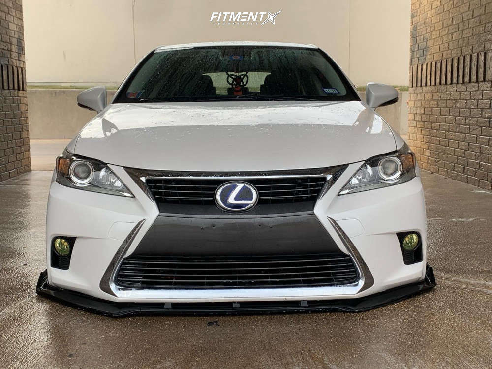 2016 Lexus CT200h Base with 18x9 Avant Garde M220 and Achilles 215x40