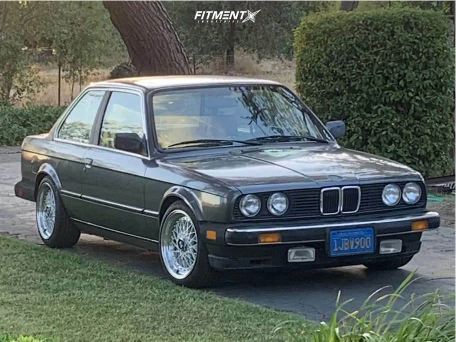 1984 BMW 318i Base with 16x8 JNC Jnc004 and Continental 205x45 on ...