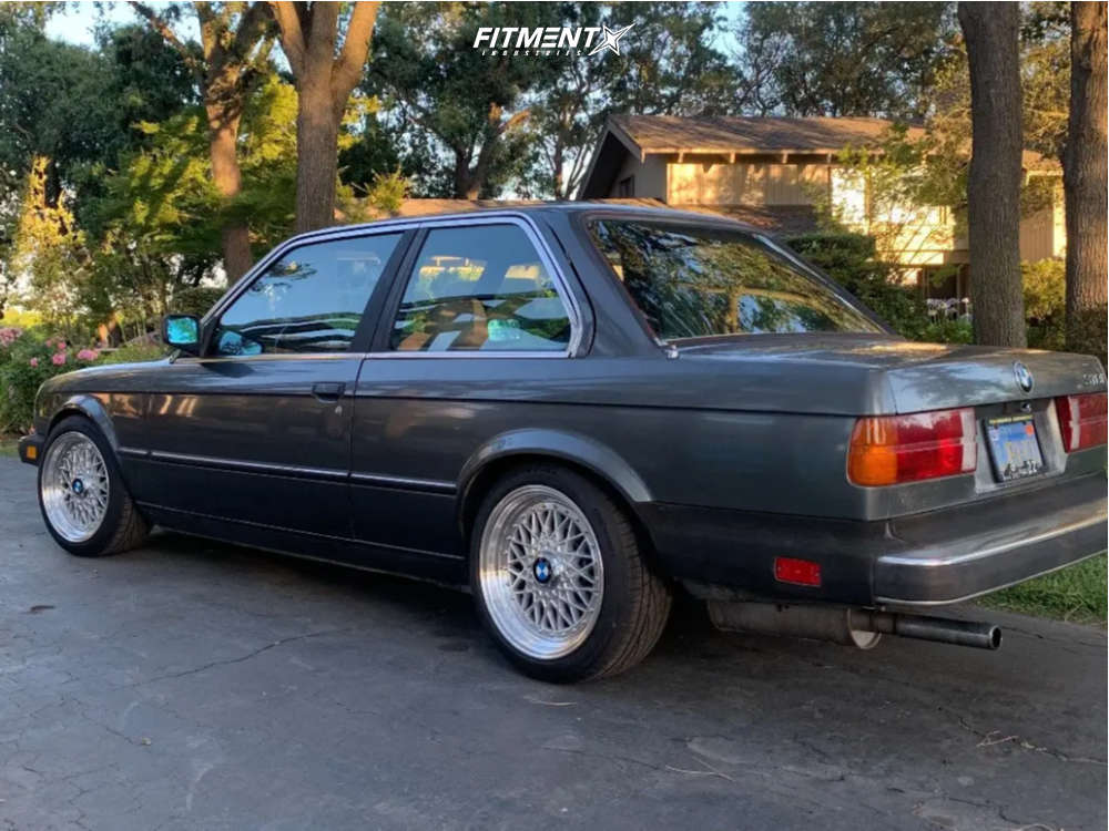 1984 BMW 318i Base with 16x8 JNC Jnc004 and Continental 205x45 on ...