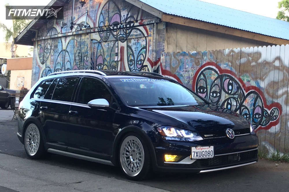 2017 Volkswagen Golf Alltrack SEL with 18x8.5 Radi8 R8a10 and