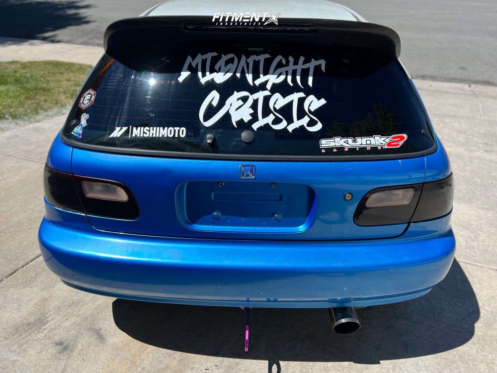 1995 Honda Civic EX with 17x7.5 Konig Runlite and Toyo Tires