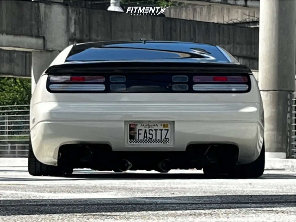 1993 Nissan 300ZX Turbo with 18x9.5 Desmond Regamaster Evo II and
