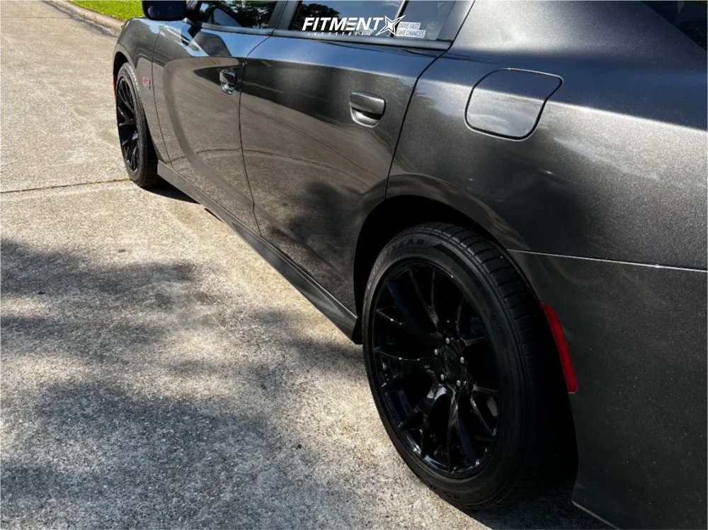 2020 Dodge Charger Scat Pack 392 with 20x9 Voxx Replicas Hellcat and ...