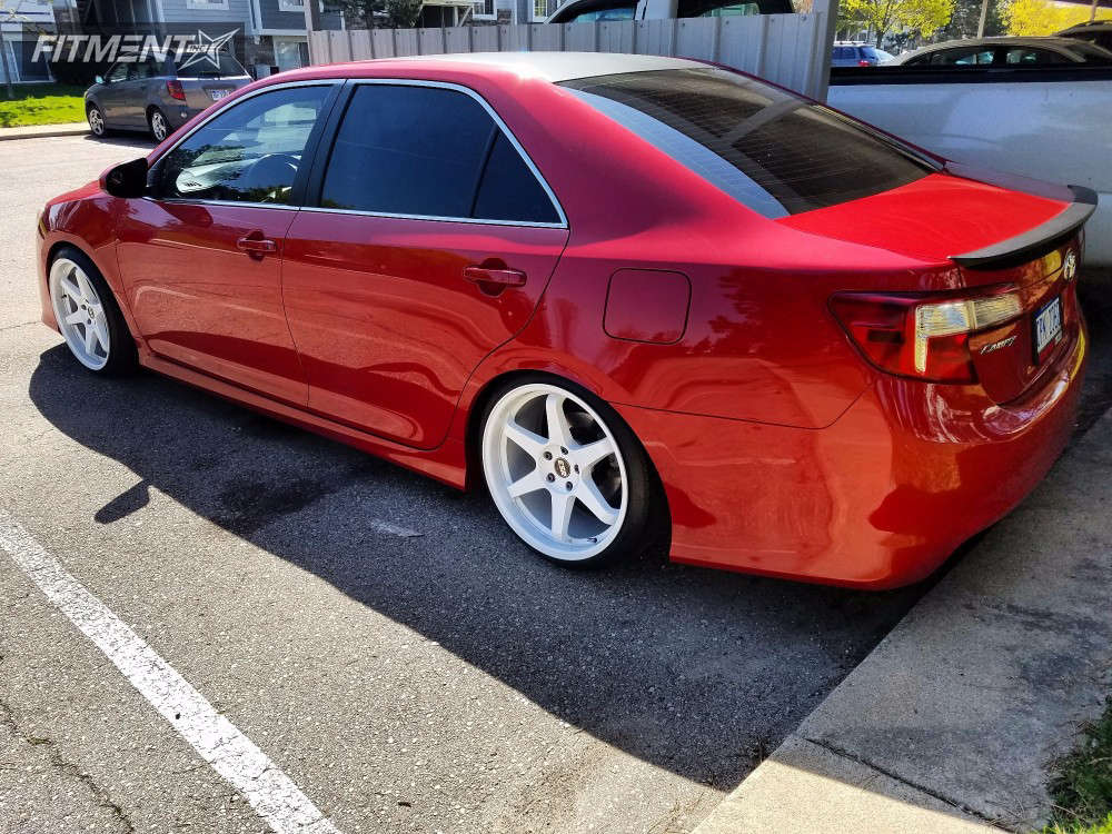 2013 Toyota Camry SE with 19x9.5 ESR Sr07 and Nankang 225x25 on ...