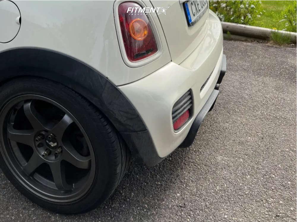 2007 Mini Cooper S with 17x8 Japan Racing Jr3 and Pirelli 225x45 on ...